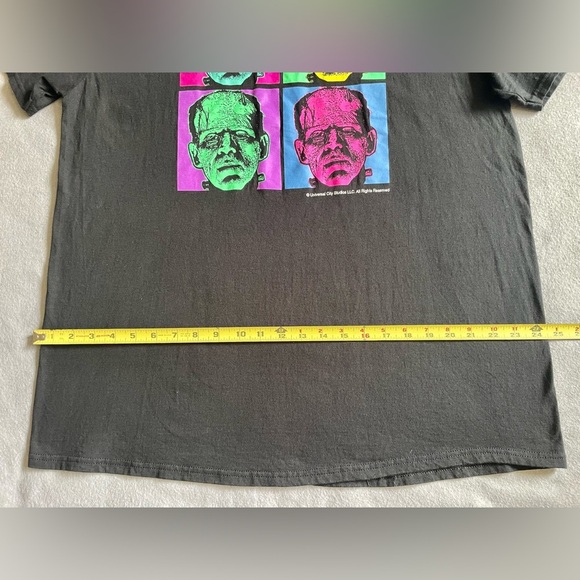 Universal Studios Monsters Frankenstein Men’s T-Shirt Black Size XXL - Picture 3 of 6